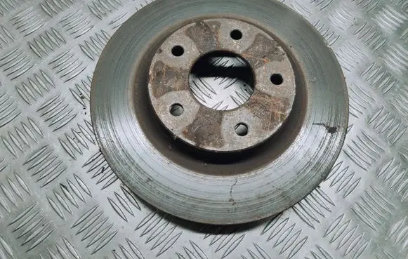 Nissan Juke I F15 Front brake disc