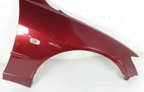 Lexus IS 200-300 Fender