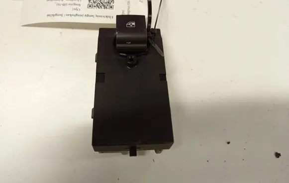 Opel Insignia A Electric window control switch 22915102 321999 509732HTT