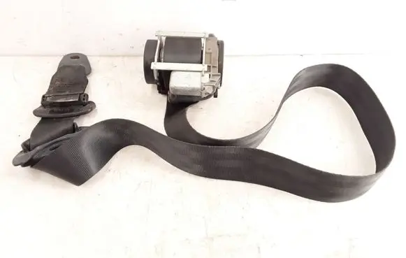 Peugeot 607 Front seatbelt