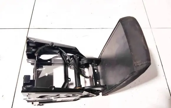 Skoda Octavia Mk2 (1Z) Armrest 1z0864207 8105527
