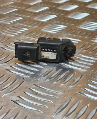Peugeot 607 Air pressure sensor 9642789780 8E25 0798007050