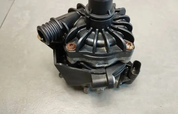 BMW X5 F15 Electric auxiliary coolant/water pump 7566335 701360160 13T17H00404