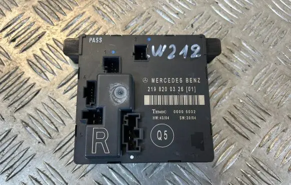 Mercedes-Benz CLS C219 Door control unit/module 2198200326 00005032