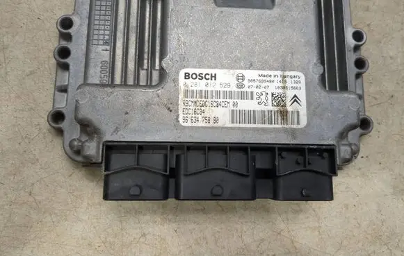 Citroen C3 Engine control unit/module 9657699480 9663475880 0281012529