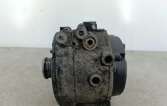 Mercedes-Benz S W220 Generator/alternator 