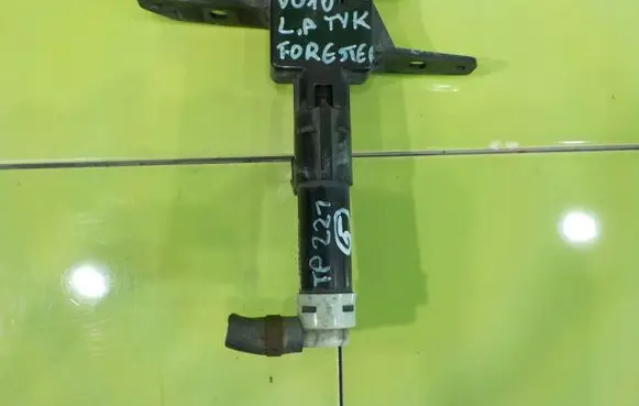 Subaru Forester SH Headlight washer pump PRZOD