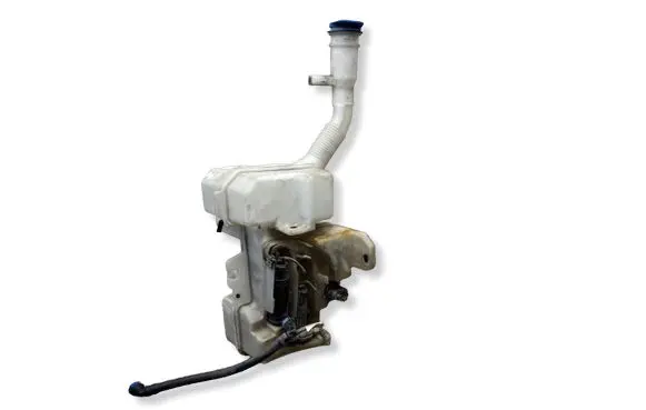 Audi Q3 8U Windshield washer fluid reservoir/tank 8U0955451J 8U0955401 8U0955451
