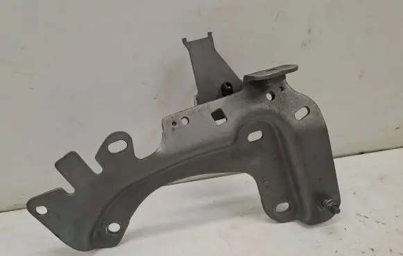 Dacia Sandero III other engine part 144C24285R