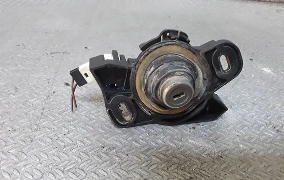 Opel Vectra C Tailgate exterior lock 9180101