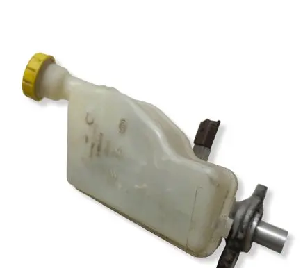 Peugeot 207 Master brake cylinder 32067093