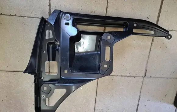 BMW i3 Rear bumper mounting bracket 7296753