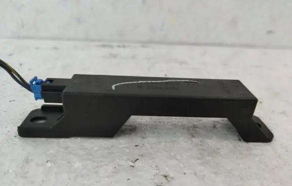 Chrysler Town u0026 Country V Keyless system antenna 68072019AA