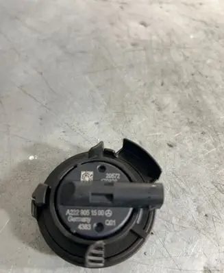 Mercedes-Benz GLC X253 C253 Airbag deployment crash/impact sensor A2229051500 4383 20572