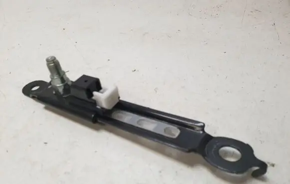 Toyota C-HR I Seat belt height adjuster 