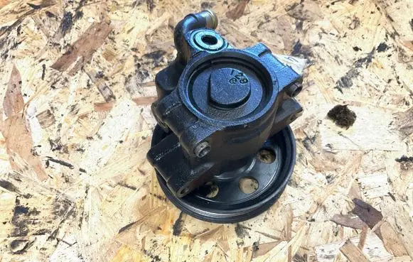Ford Focus Power steering pump