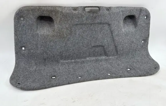 Tailgate trim
