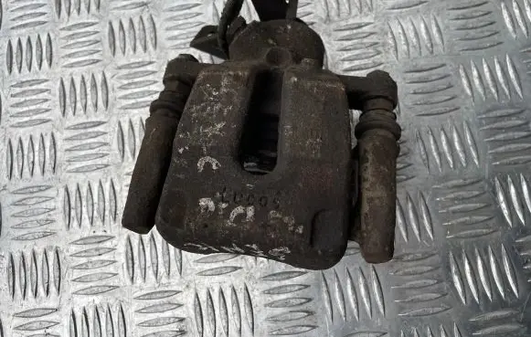 Rear brake caliper