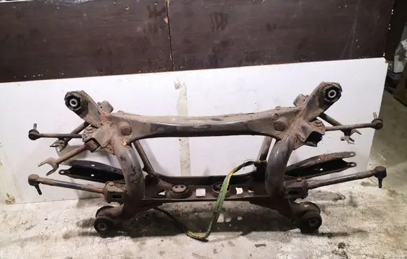 Lexus IS 220D-250-350 Rear subframe 