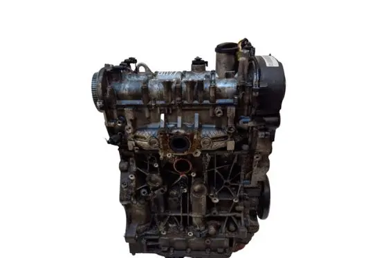 Volkswagen Jetta VI Engine CNL 04E103023BA 04E103011AT