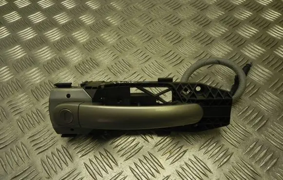 Audi A3 S3 A3 Sportback 8P Front door exterior handle 5N0837885H T8072