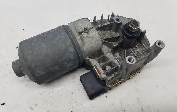 Volvo V50 Wiper motor 0390241925 nr1000