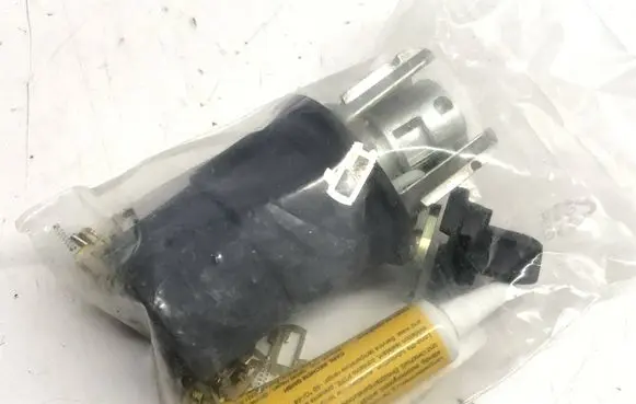 Ford Tourneo Custom Front door lock (next to the handle) BK21-16D748-AB 01041199915 1382018