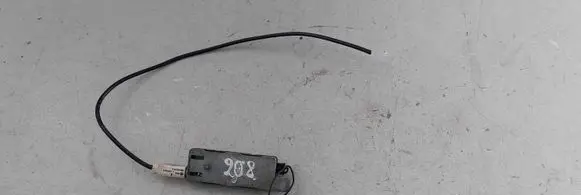 Volkswagen PASSAT B6 Antenna control unit 3C9035552 12012400