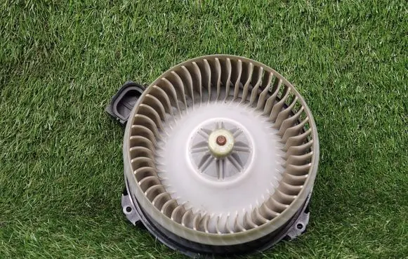 Ford Fusion II Heater fan/blower AY2727006220