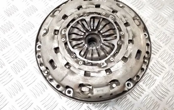 Ford Mondeo Mk III Clutch set kit 3S717563AB