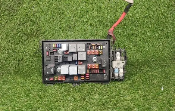 Opel Zafira C Power management control unit 13449210 13449210XG