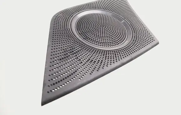 Side speaker trim/cover