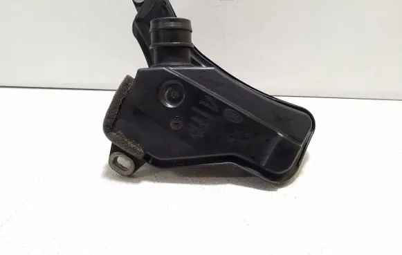 Intake resonator