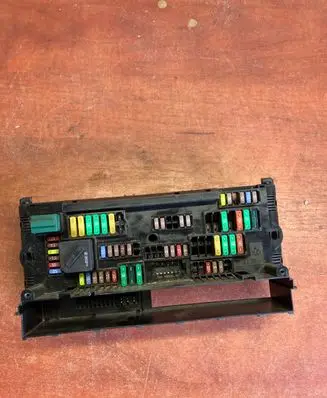 BMW X4 F26 Fuse box set 016704871