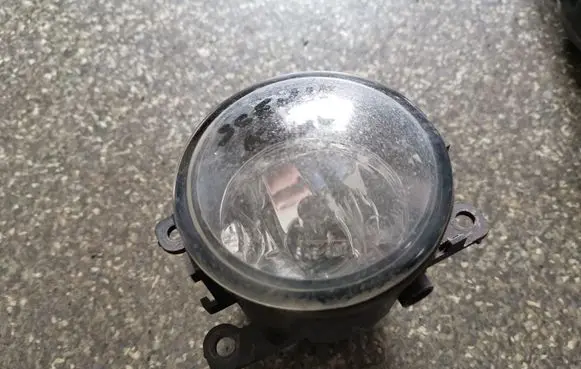 Renault Scenic II - Grand scenic II Front fog light 8200074008