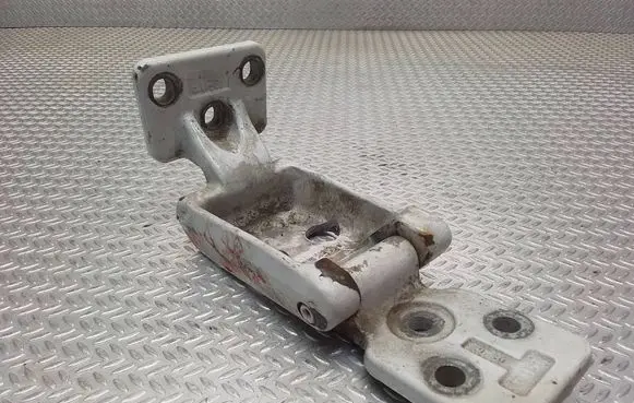 Mercedes-Benz Sprinter W906 Rear door lower hinge 9067409737