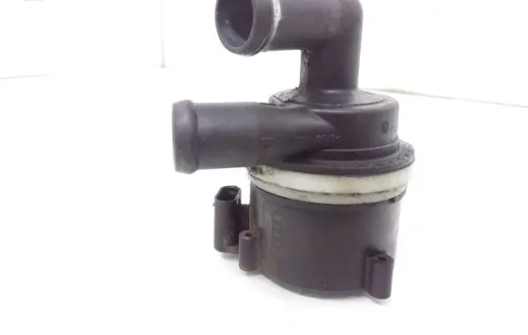 Volkswagen PASSAT B7 Electric auxiliary coolant/water pump 5N0965561A 12402100302