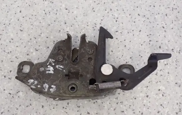 Nissan Micra Engine bonnet/hood lock/catch
