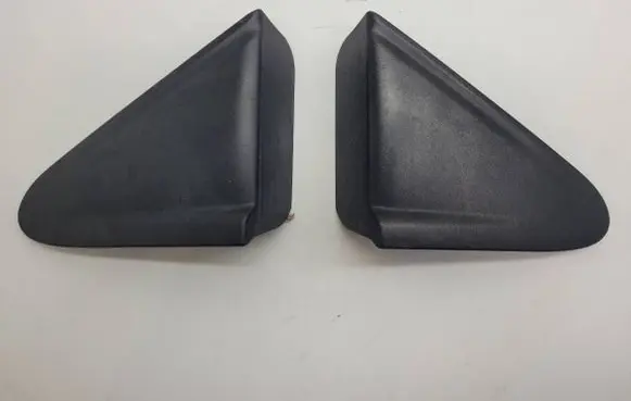 Renault Clio IV Front arch trim 