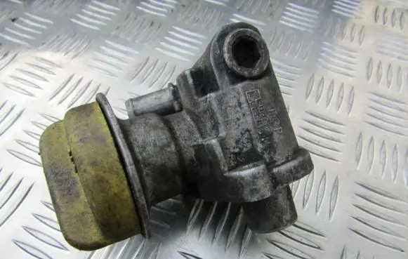 Opel Vectra C Oil filler cap 55195251