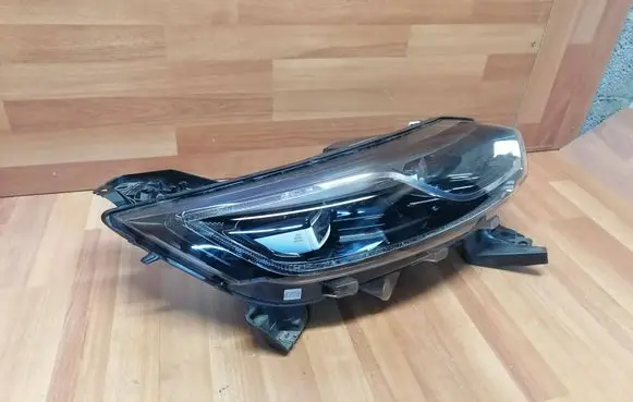 Renault Espace V (RFC) Headlight/headlamp 260108934R 89911285 260106403R