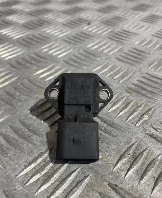 Audi A2 Air pressure sensor 038906051