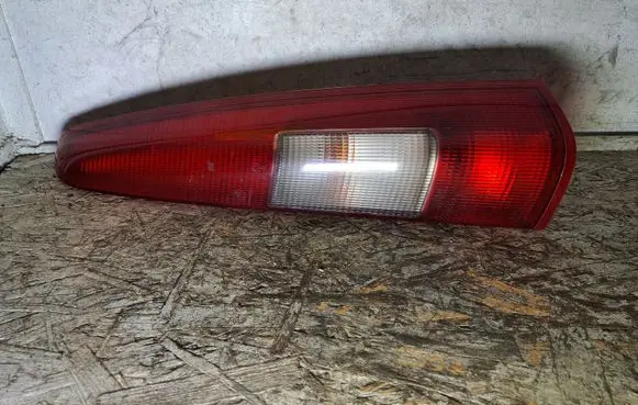 Volvo S70 V70 V70 XC Rear/tail lights 9157800 9169473