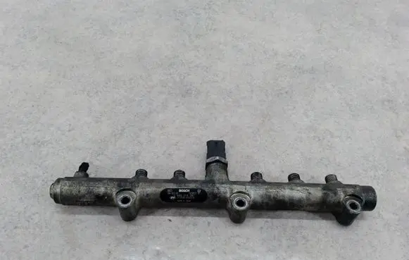 KIA Sorento Fuel main line pipe 314004A010