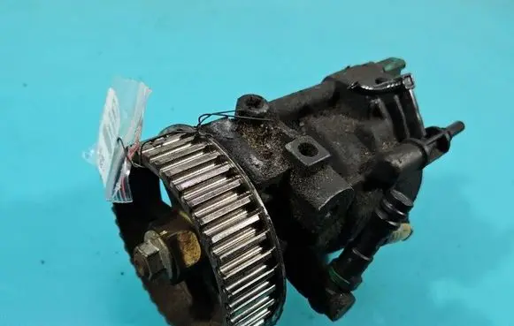 Renault Megane II Fuel injection high pressure pump IMPRK1535595