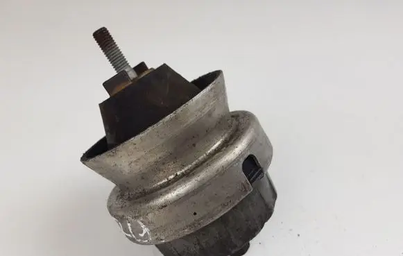 Audi A6 S6 C6 4F Engine mount bracket 4F0199379C