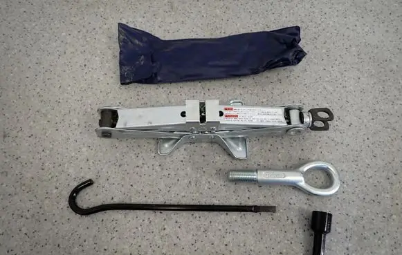 Suzuki Swift Cultus Spare wheel mounting bracket 