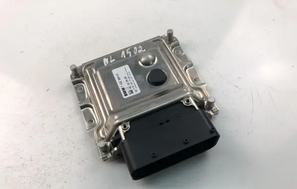 BMW 5 F10 F11 Engine control unit/module 7432800