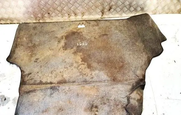 Mercedes-Benz C W202 Trunk/boot mat liner 