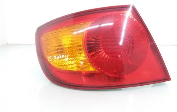 Hyundai Elantra Rear/tail lights 924012D2